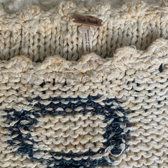 Free People sweater - Picture 4 of 4